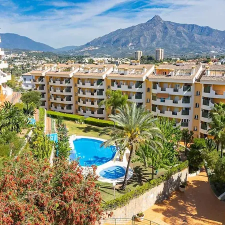 Apartment Sunny - Spacious 2 Bedroom With Seaview