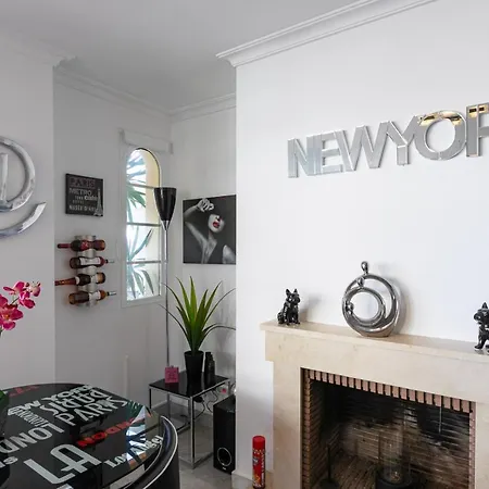 Sunny - Spacious 2 Bedroom With Seaview Marbella