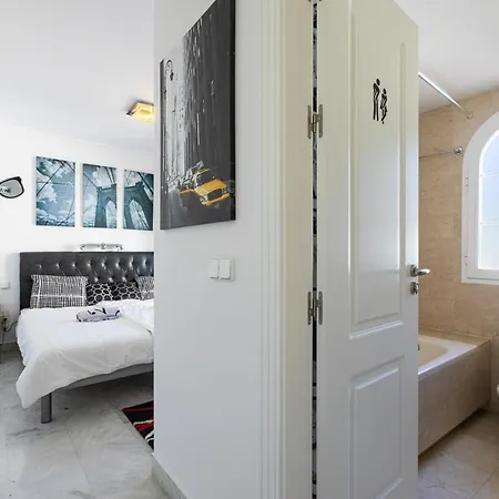 Apartment Sunny - Spacious 2 Bedroom With Seaview